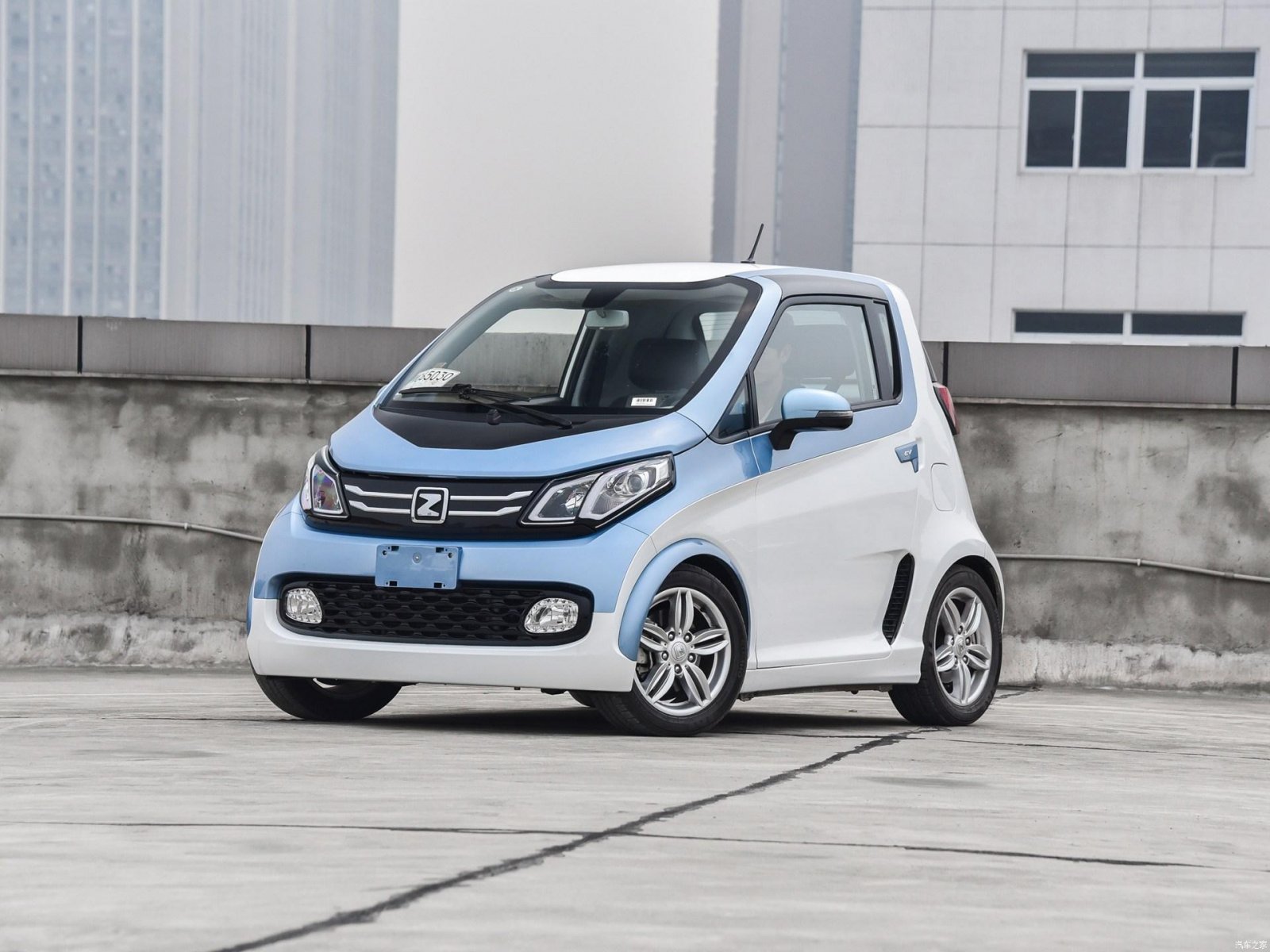 Zotye E200