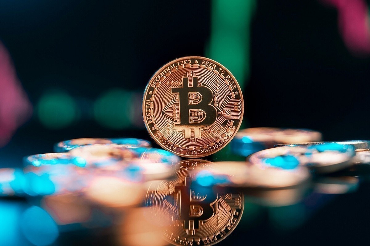 Биткоин снова стоит больше $100 тыс. Такой курс был три месяца назад