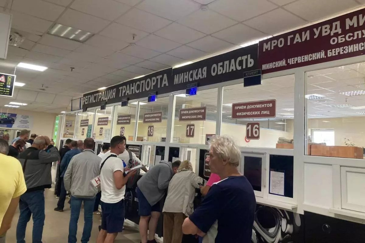 Покупатели автомобилей в Беларуси должны оформлять «автогражданку» до регистрации в ГАИ