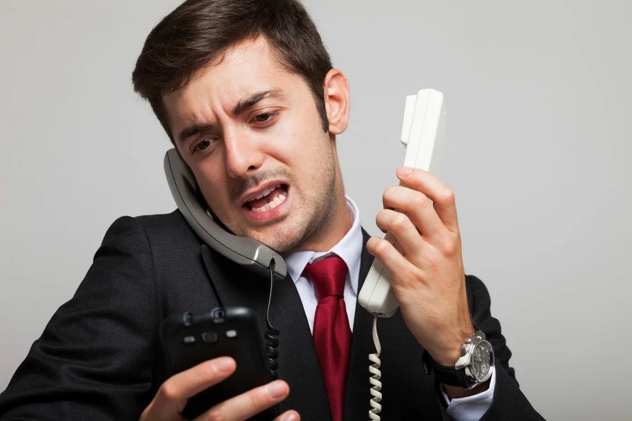 В США запрещают на работе личные смартфоны: корпоративные подключения растут на 50%
