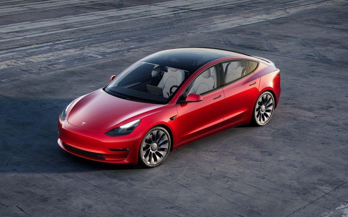 Tesla отчиталась по&nbsp;продажам в&nbsp;2022&nbsp;году: получилось хуже ожиданий