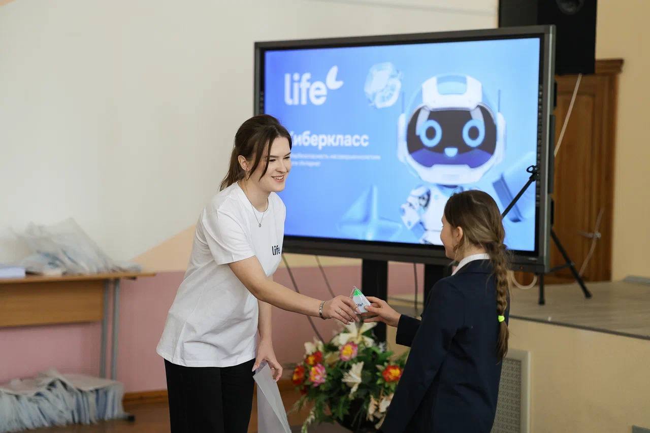 От&nbsp;фишинга до&nbsp;дипфейков: занятие по&nbsp;цифровой безопасности Life впервые прошло в&nbsp;Витебске