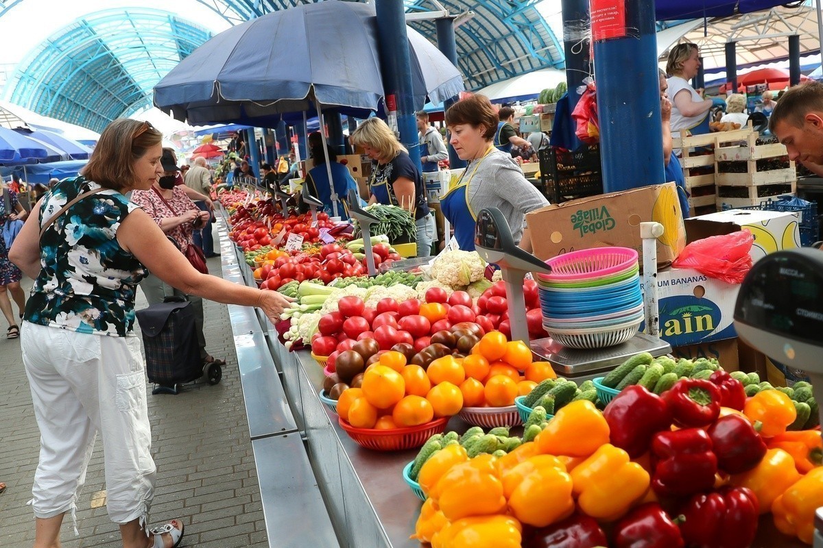 Госконтроль проводит масштабную проверку продуктов на&nbsp;рынках