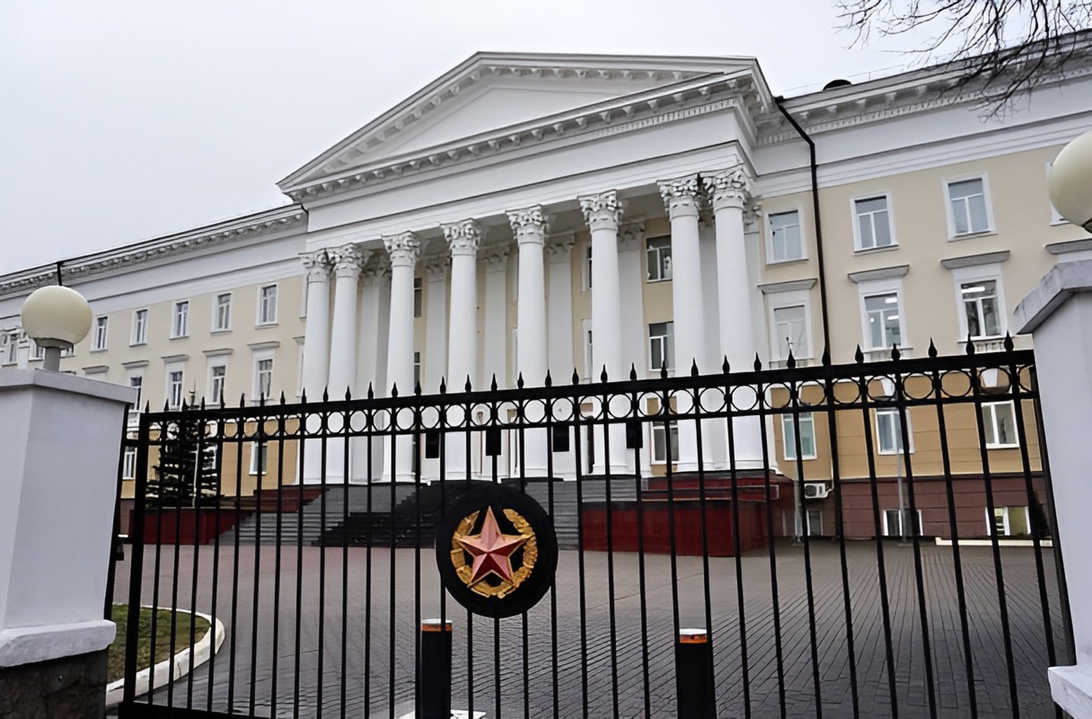 Минобороны: непрошедшим сверку военнообязанным не&nbsp;будут ограничивать выезд