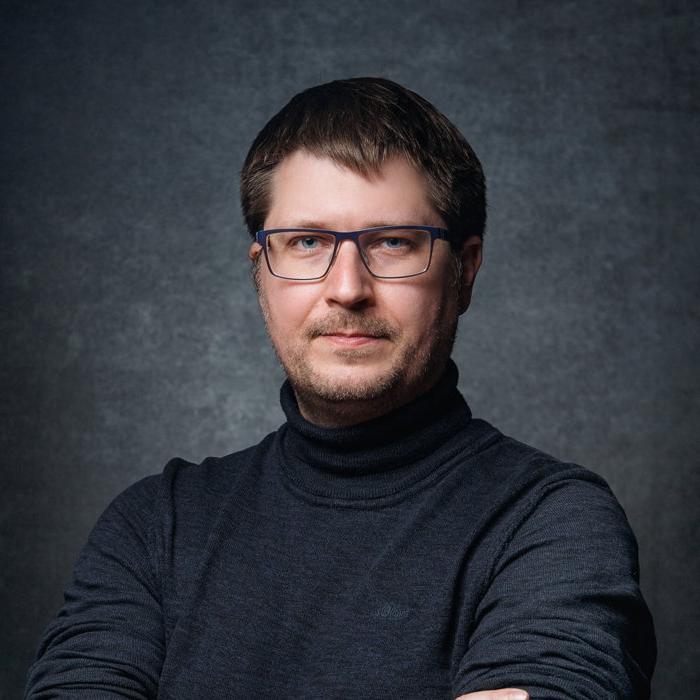 Илья Латышев
