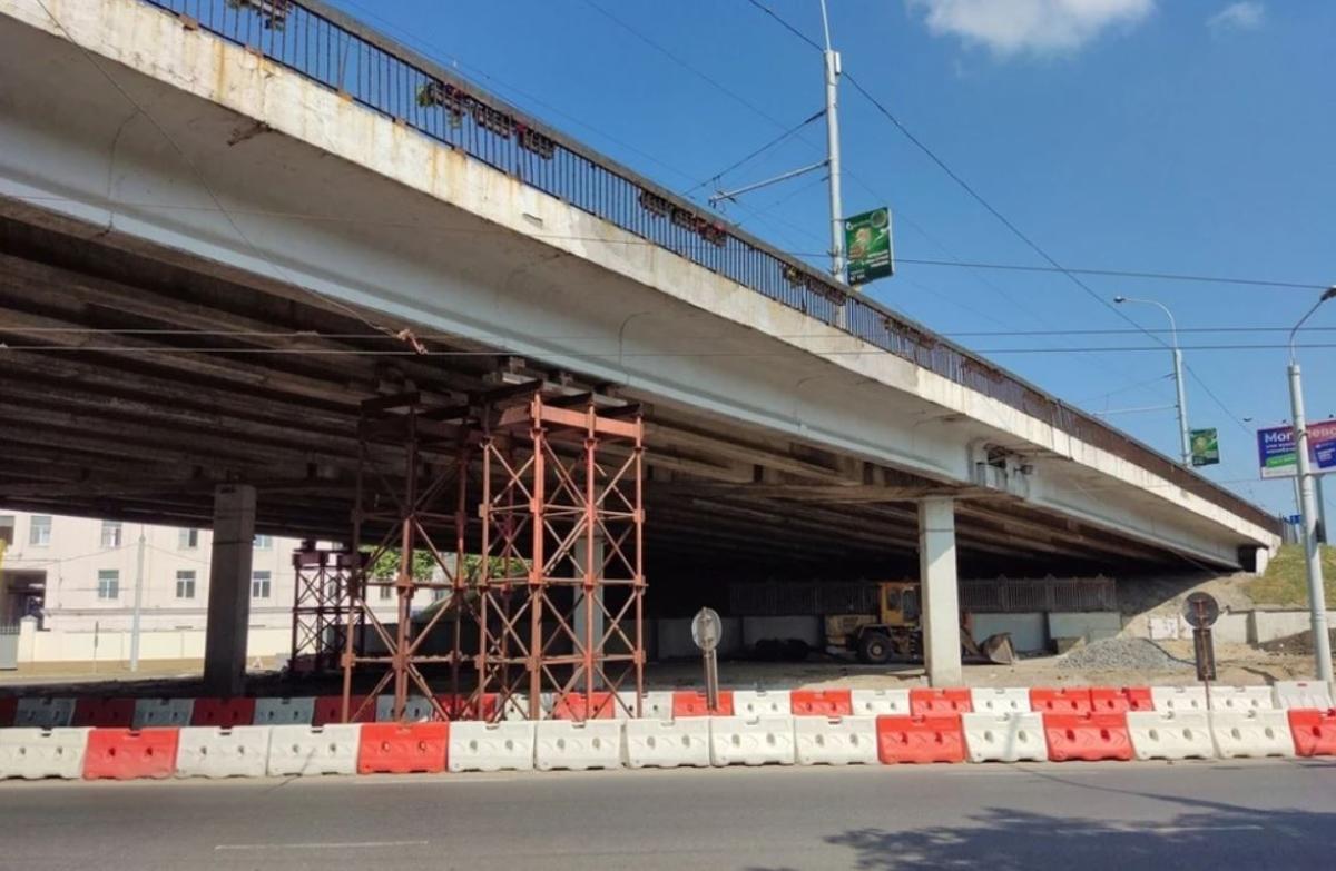 Мост в центре Минска снова перекроют 4 и 5 января