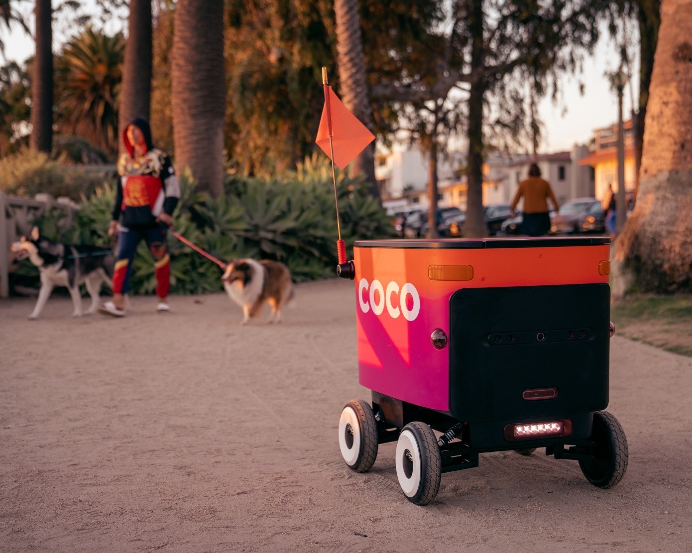 Производитель самокатов Segway представил робота-газонокосильщика