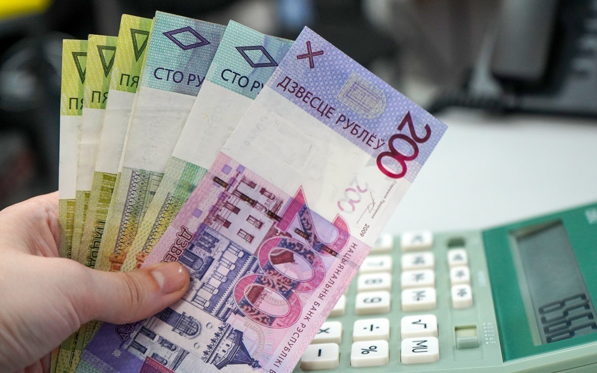 Сколько можно заработать на&nbsp;«коротких» вкладах в&nbsp;рублях? Топ-16 вариантов