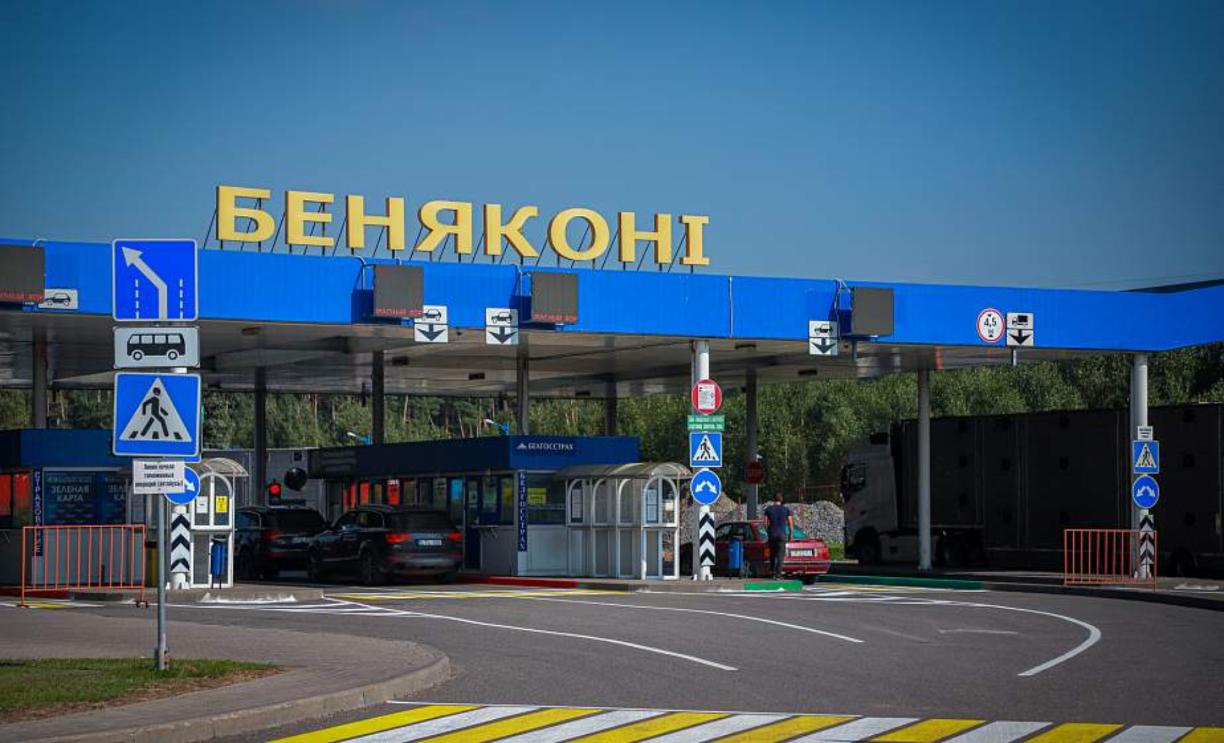 Мошенники требуют от&nbsp;владельцев авто платить пошлины прямо на&nbsp;границе