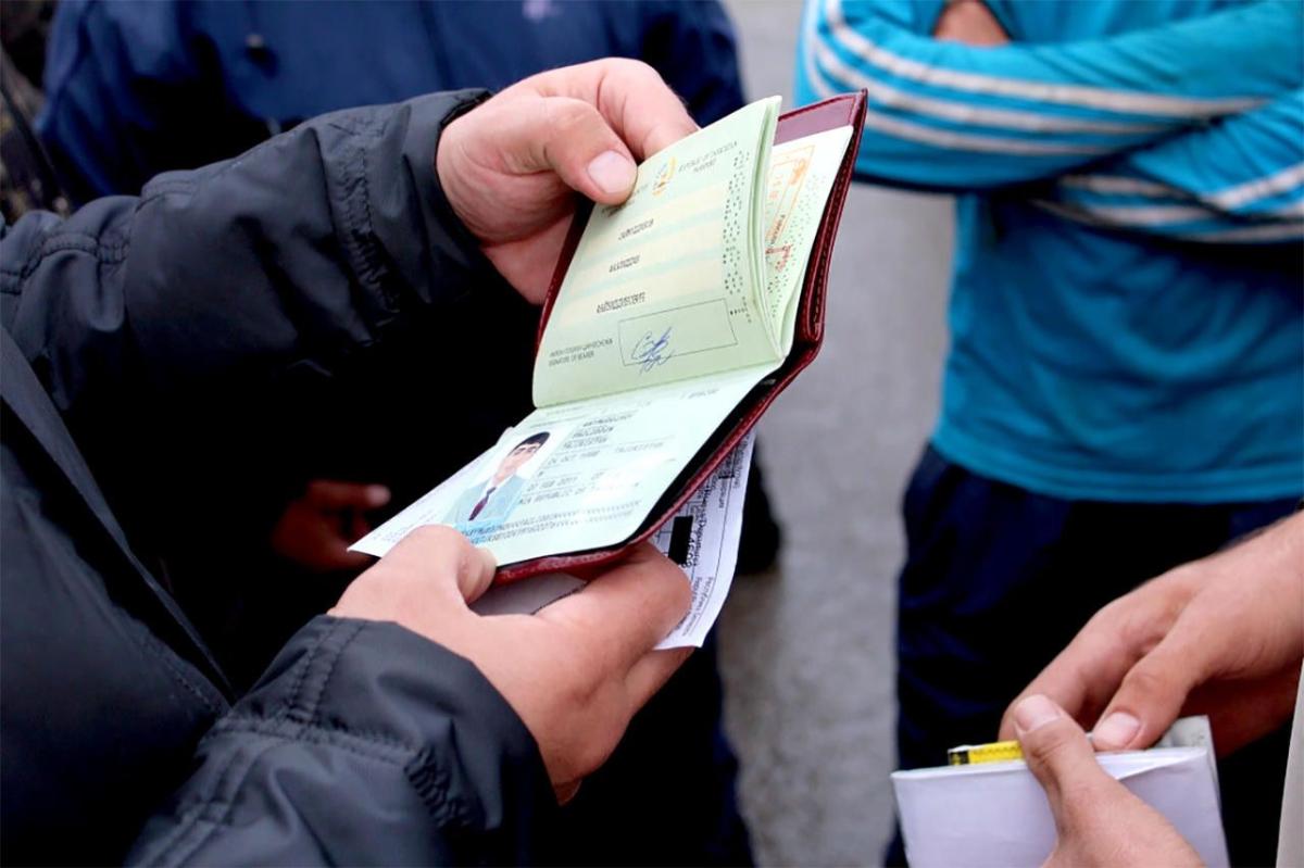 Двух минчанок задержали за помощь нелегальным мигрантам
