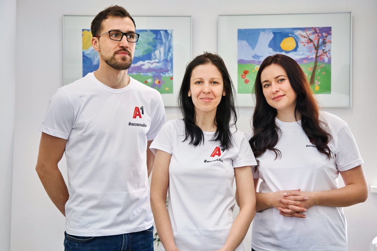 Открытый урок цифровой грамотности: сотрудники А1 провели мастер-класс для людей старшего возраста Минского района