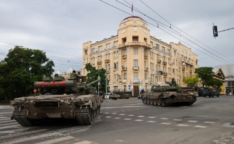 Мятеж Пригожина в&nbsp;России. Что известно к&nbsp;утру 24&nbsp;июня