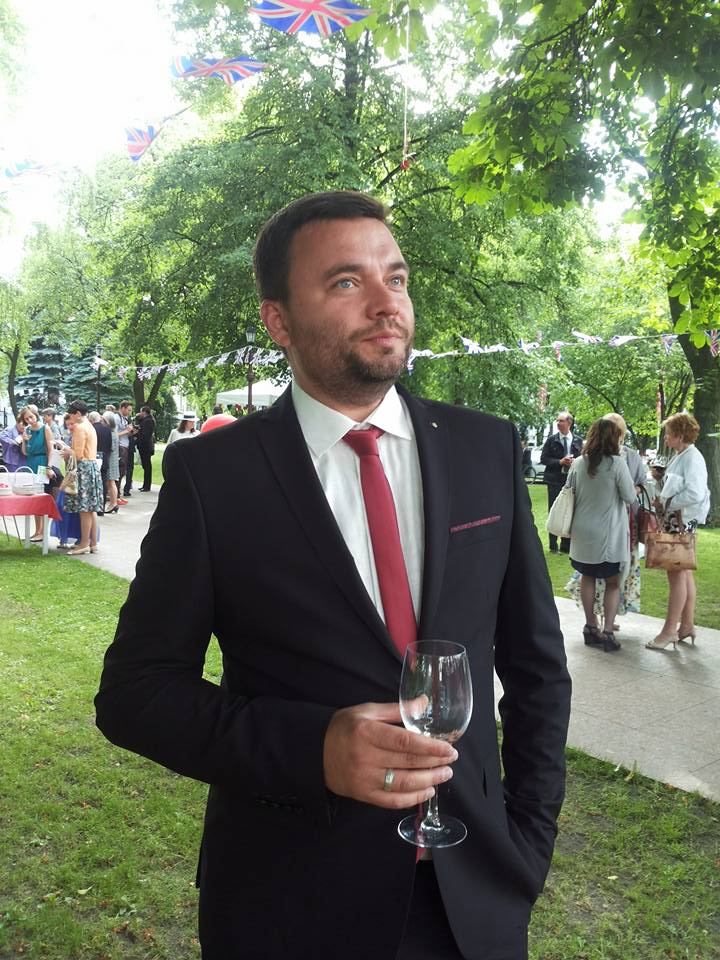 «Хотим быть мостиком между Европой и&nbsp;Азией!». Один день с&nbsp;Юрием Поляковым