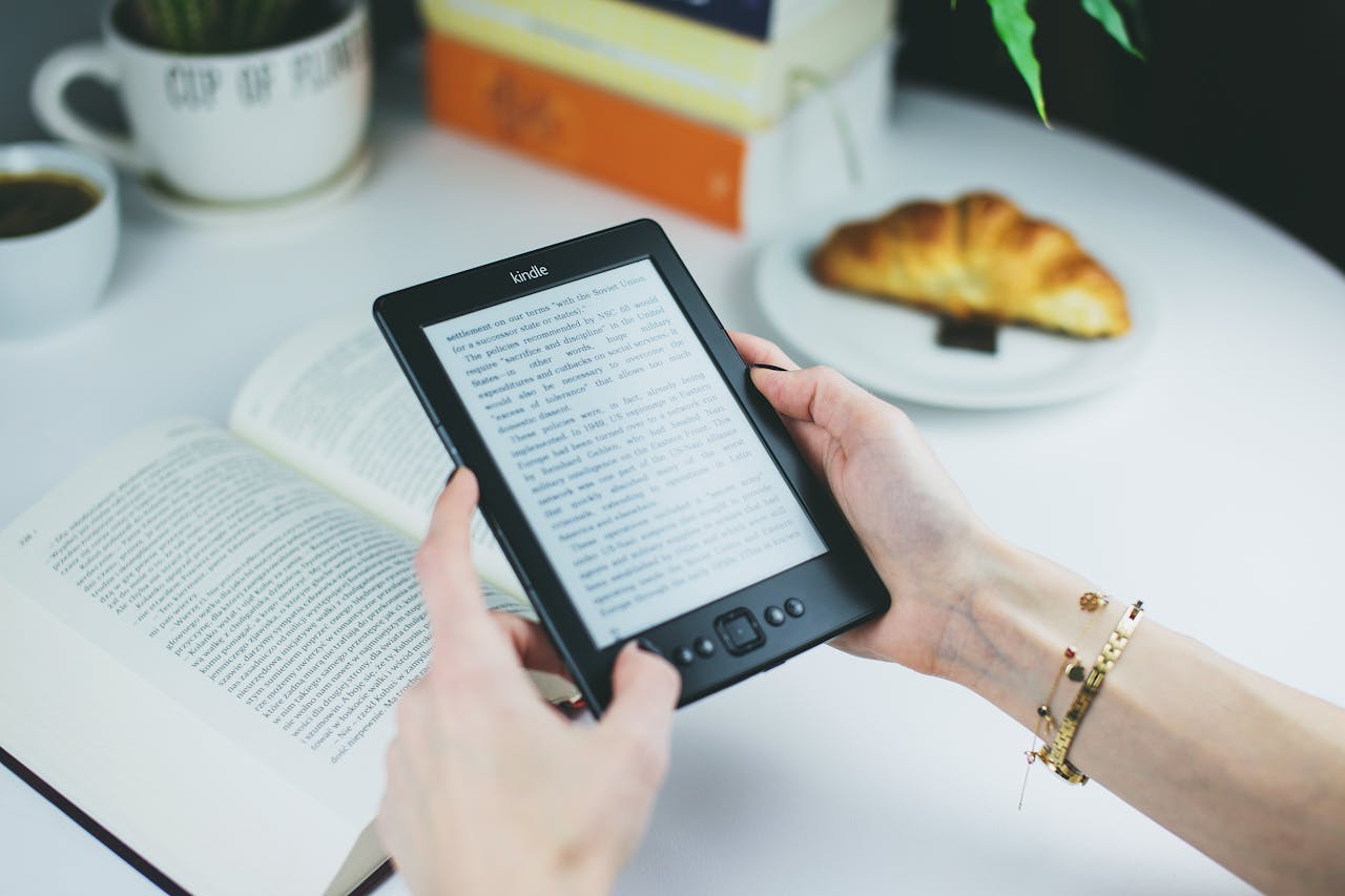 Планшеты для чтения Kindle научились пересказывать книги