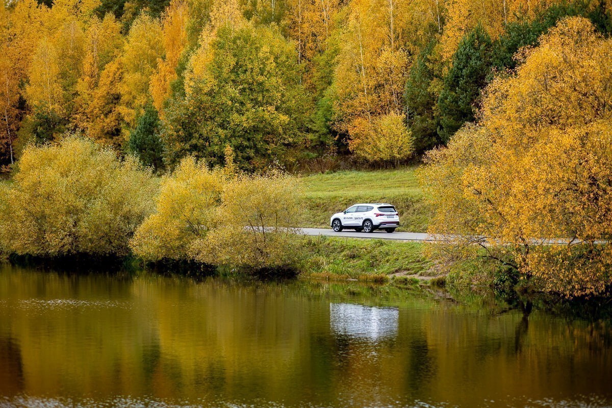 Hyundai Santa&nbsp;Fe: мощное сочетание традиций и&nbsp;новаций при расходе 6&nbsp;л на&nbsp;«сотню»