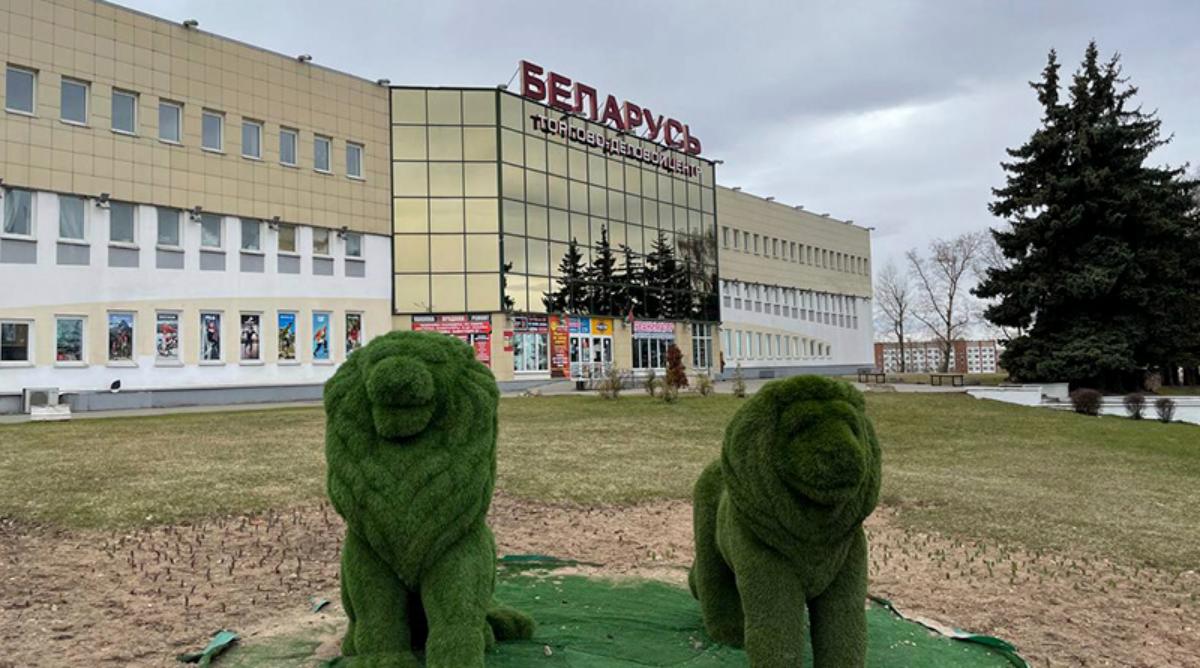 Что известно про горевший в Витебске торгово-деловой центр «Беларусь»
