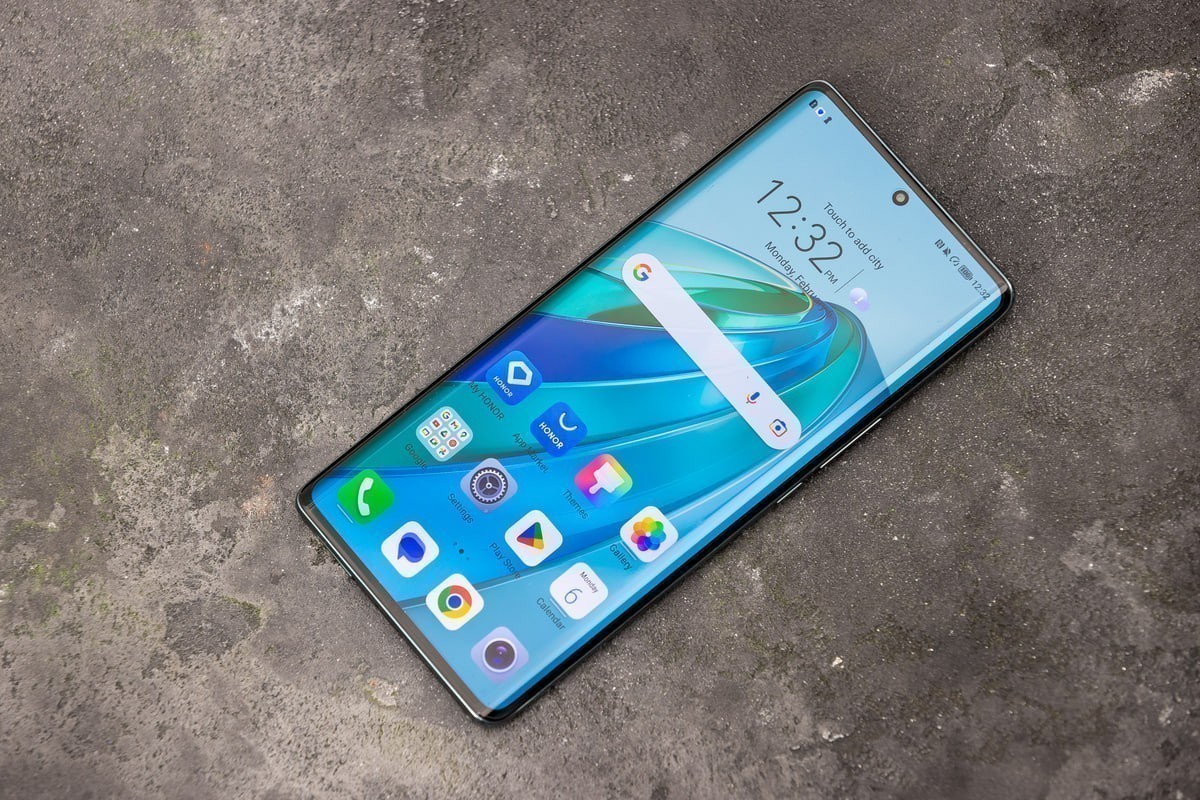 Выглядит как флагман, а стоит дешевле. В чем секрет смартфона HONOR X9a?