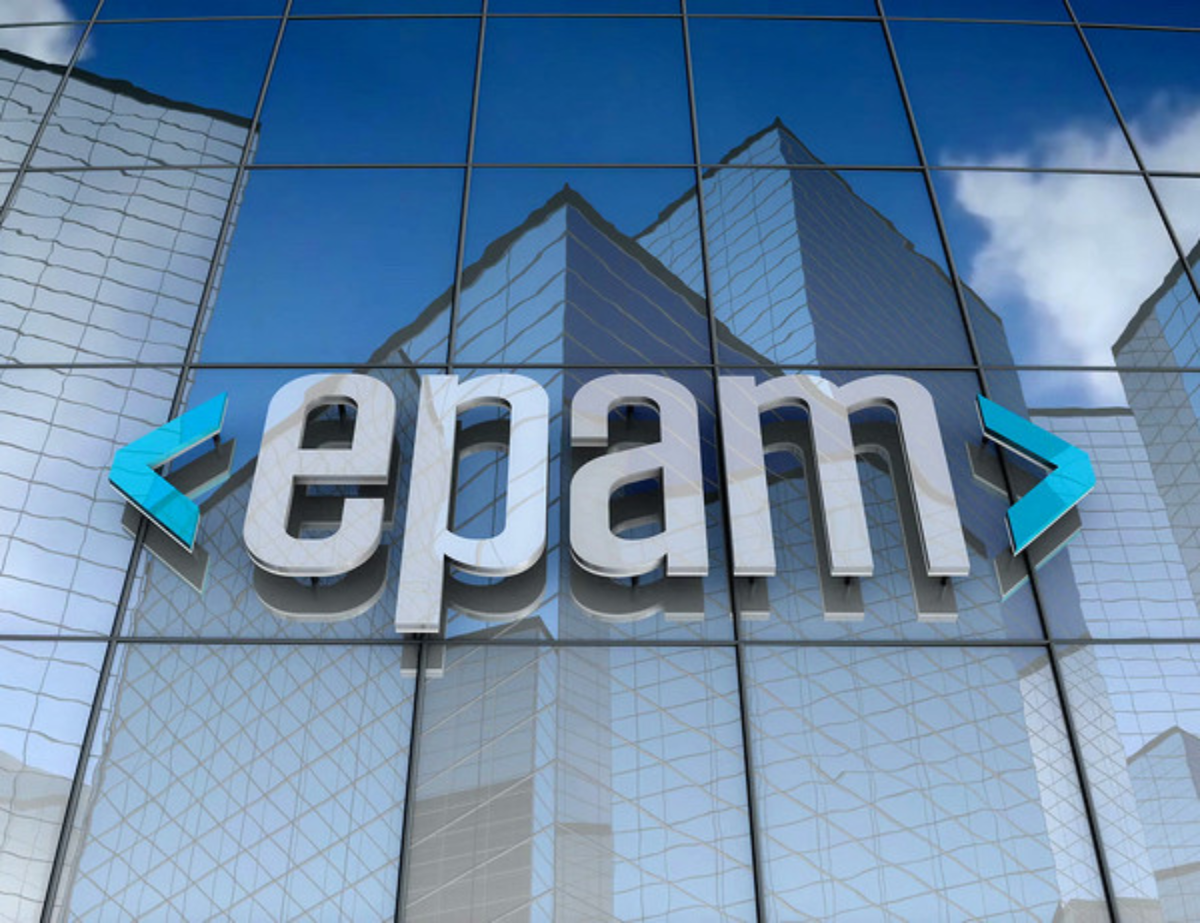 30&nbsp;лет EPAM. Добкин показал первое партнерское соглашение компании