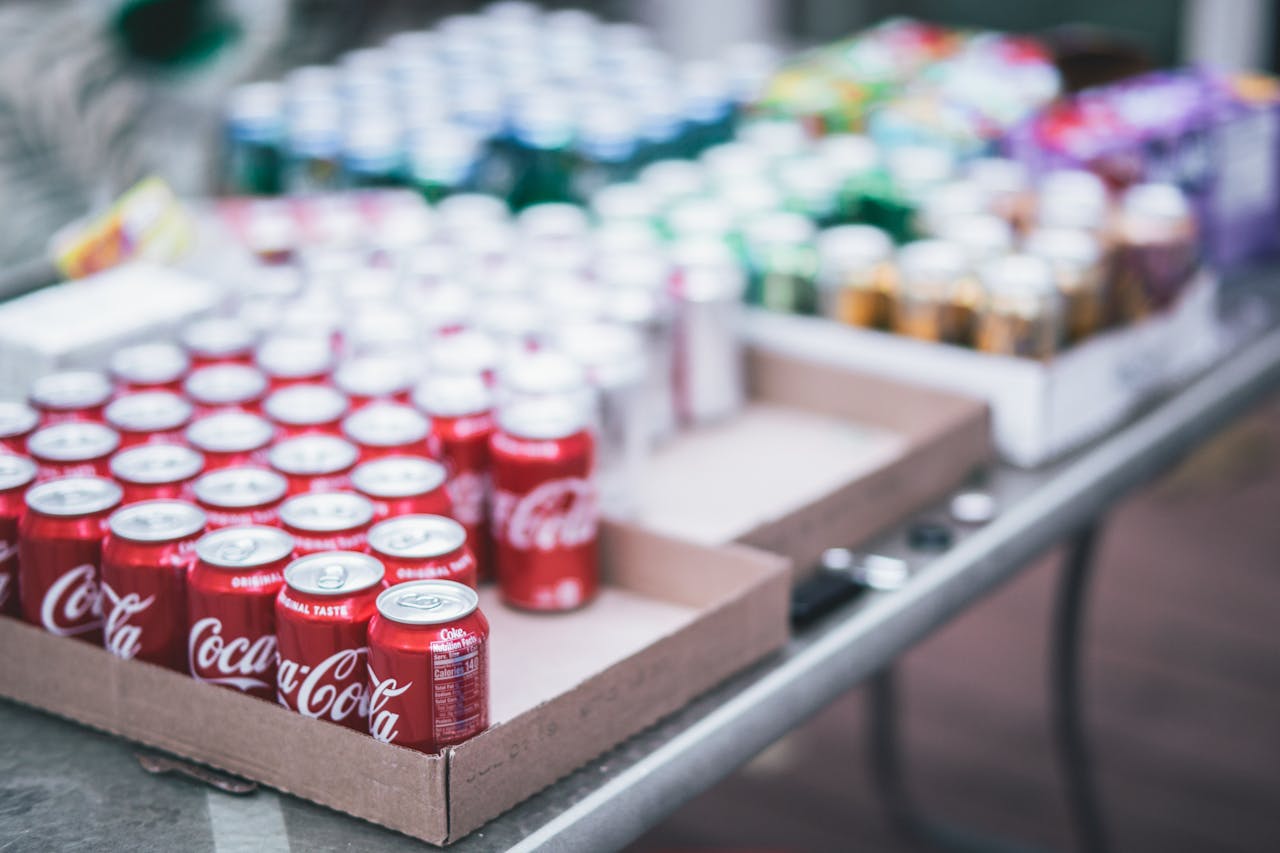 Не только Coca-Cola. Товарные знаки в России сохранили Maserati, Tiffany и другиеOffice Life