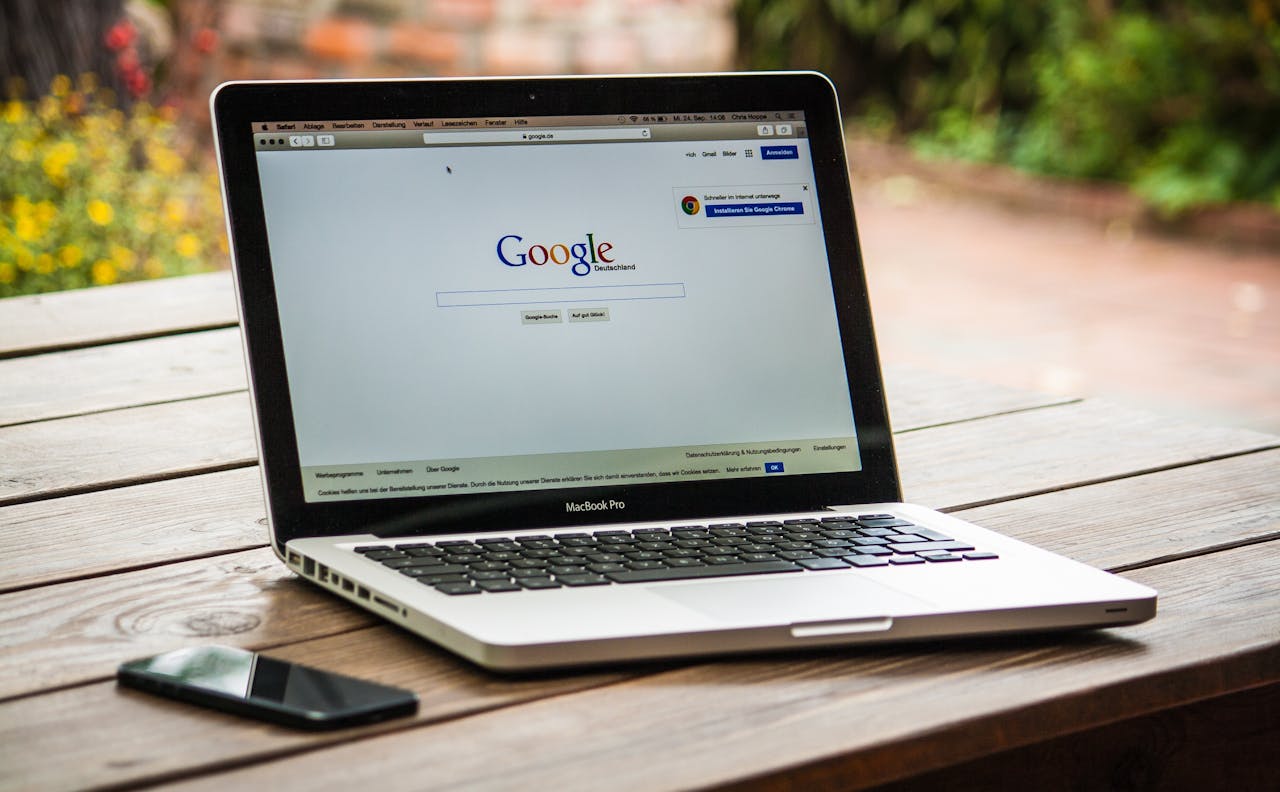 Google поднимет денежные бонусы лучшим сотрудникам сократив выплаты неэффективным