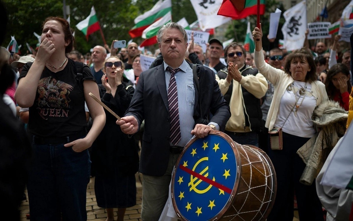 Стало известно, когда Болгария перейдет на евро