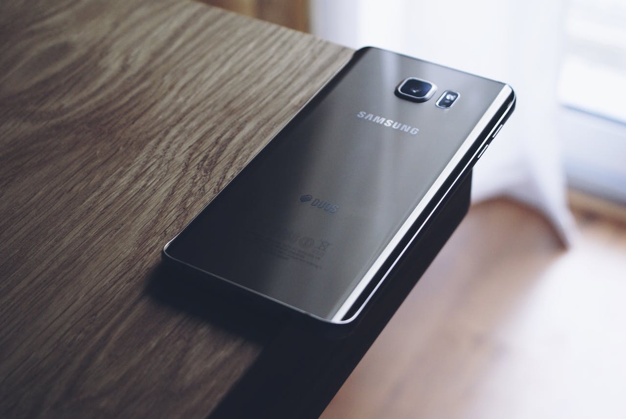 Samsung ждет рост прибыли в 15 раз. Причем тут искусственный интеллект