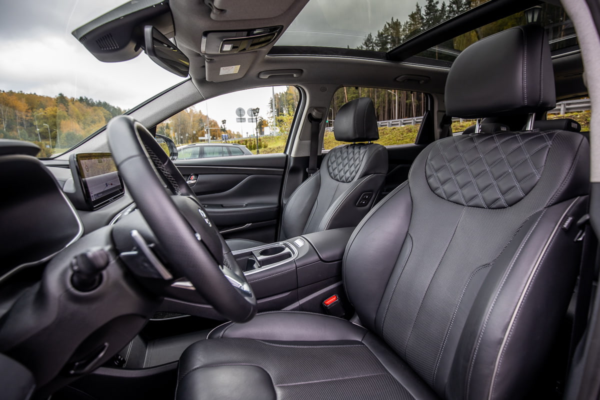 Hyundai Santa&nbsp;Fe: мощное сочетание традиций и&nbsp;новаций при расходе 6&nbsp;л на&nbsp;«сотню»