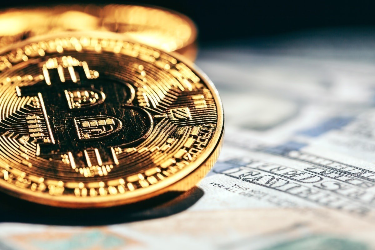 Нужно&nbsp;ли продавать золото и&nbsp;биткоины, и&nbsp;сколько будет стоит доллар: индекс инвестора от&nbsp;OL