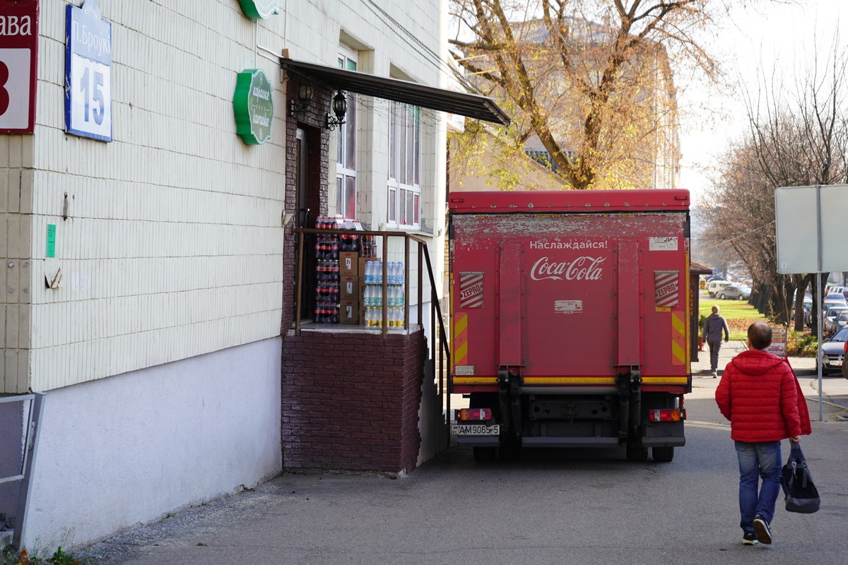 Что с Coca-Cola в Беларуси и сдержанный рубль — рассылка Office Life за неделю