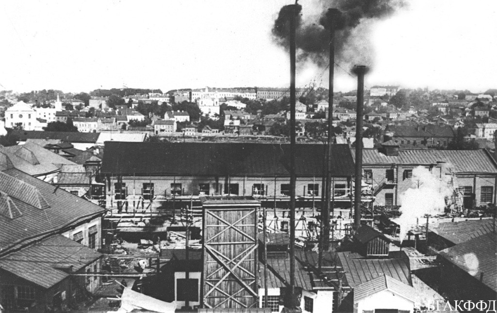 Экспорт гусей, сборная по&nbsp;футболу и&nbsp;78&nbsp;заводов. Что принес Беларуси 1928-й&nbsp;— год Дракона