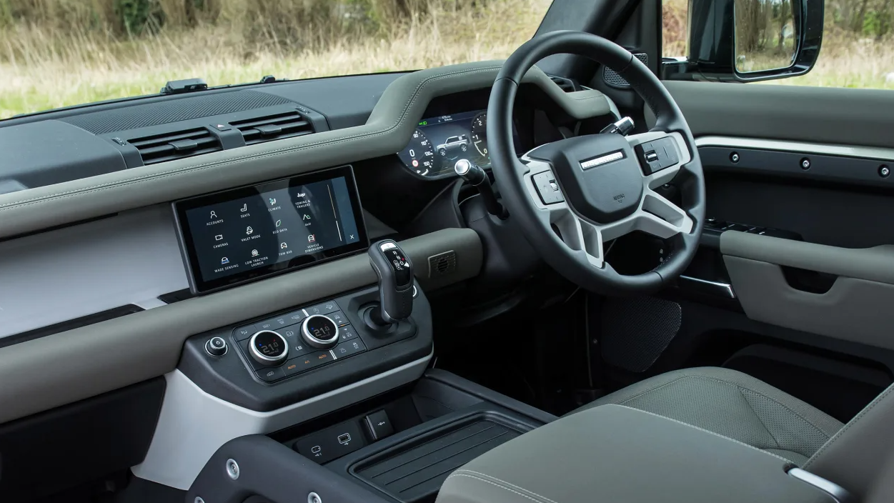 Land Rover выпустит полностью электрический Defender в&nbsp;2026 году