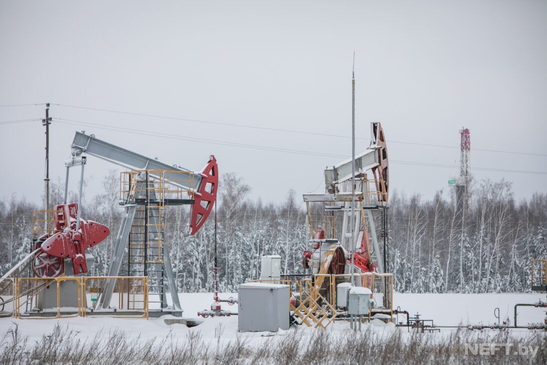Новые месторождения и рекордный объем: сколько нефти и где добывают в Беларуси