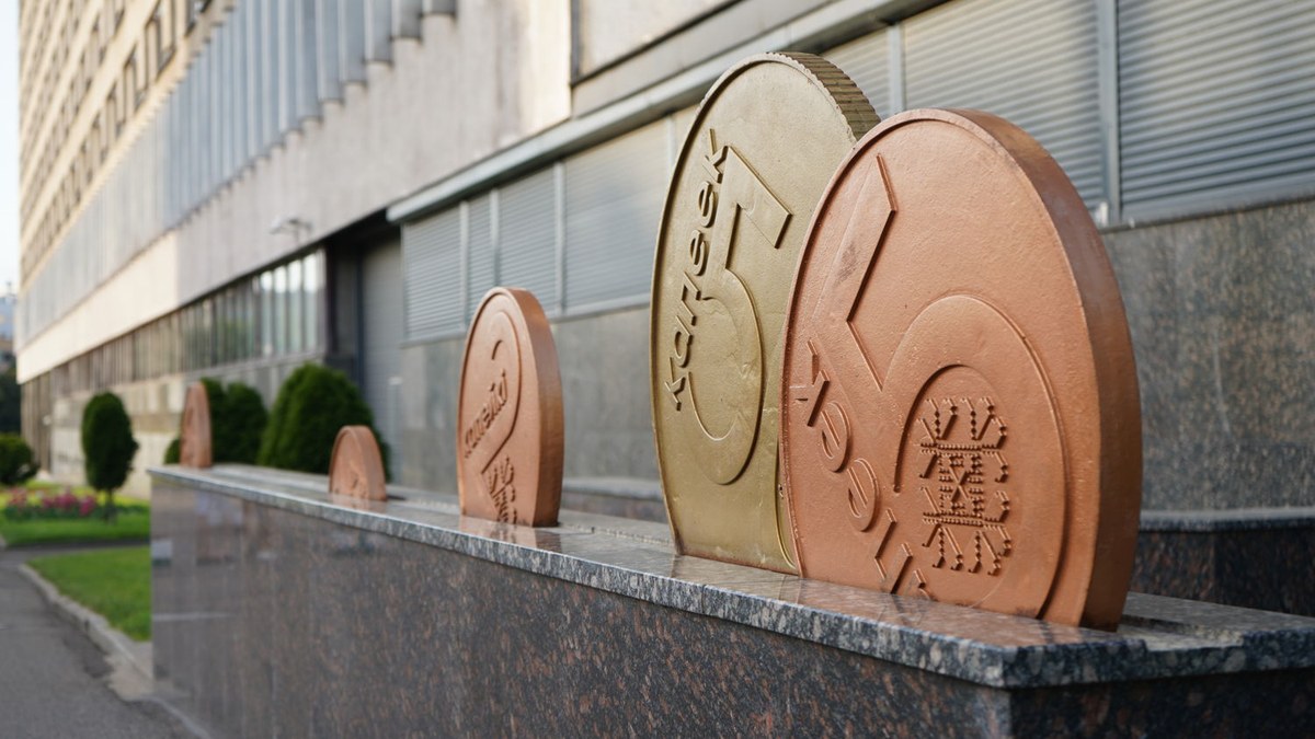 Минфин разместил на депозитном аукционе 110 млн рублей по ставке более 9,5%