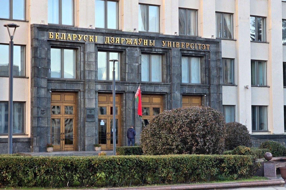 В Минобразования назвали топ-5 вузов, куда поступили больше всего медалистов