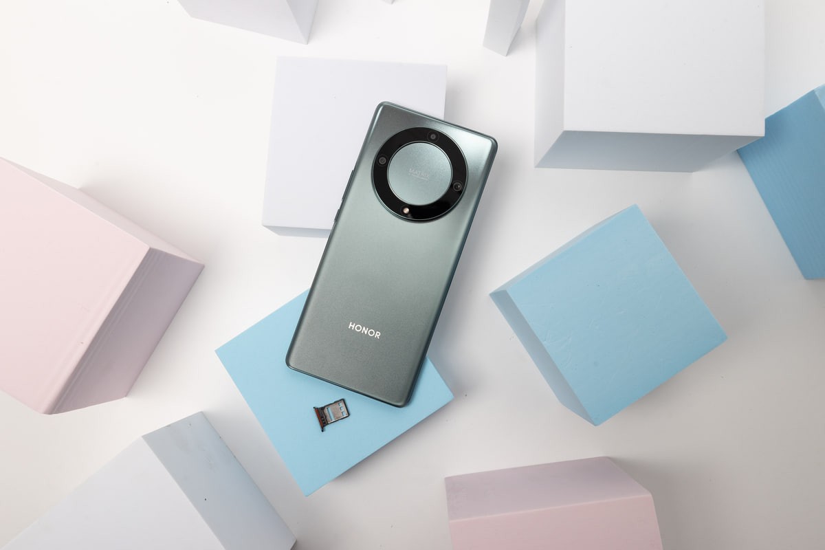 Выглядит как флагман, а стоит дешевле. В чем секрет смартфона HONOR X9a?