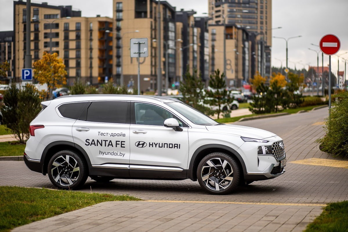 Hyundai Santa&nbsp;Fe: мощное сочетание традиций и&nbsp;новаций при расходе 6&nbsp;л на&nbsp;«сотню»