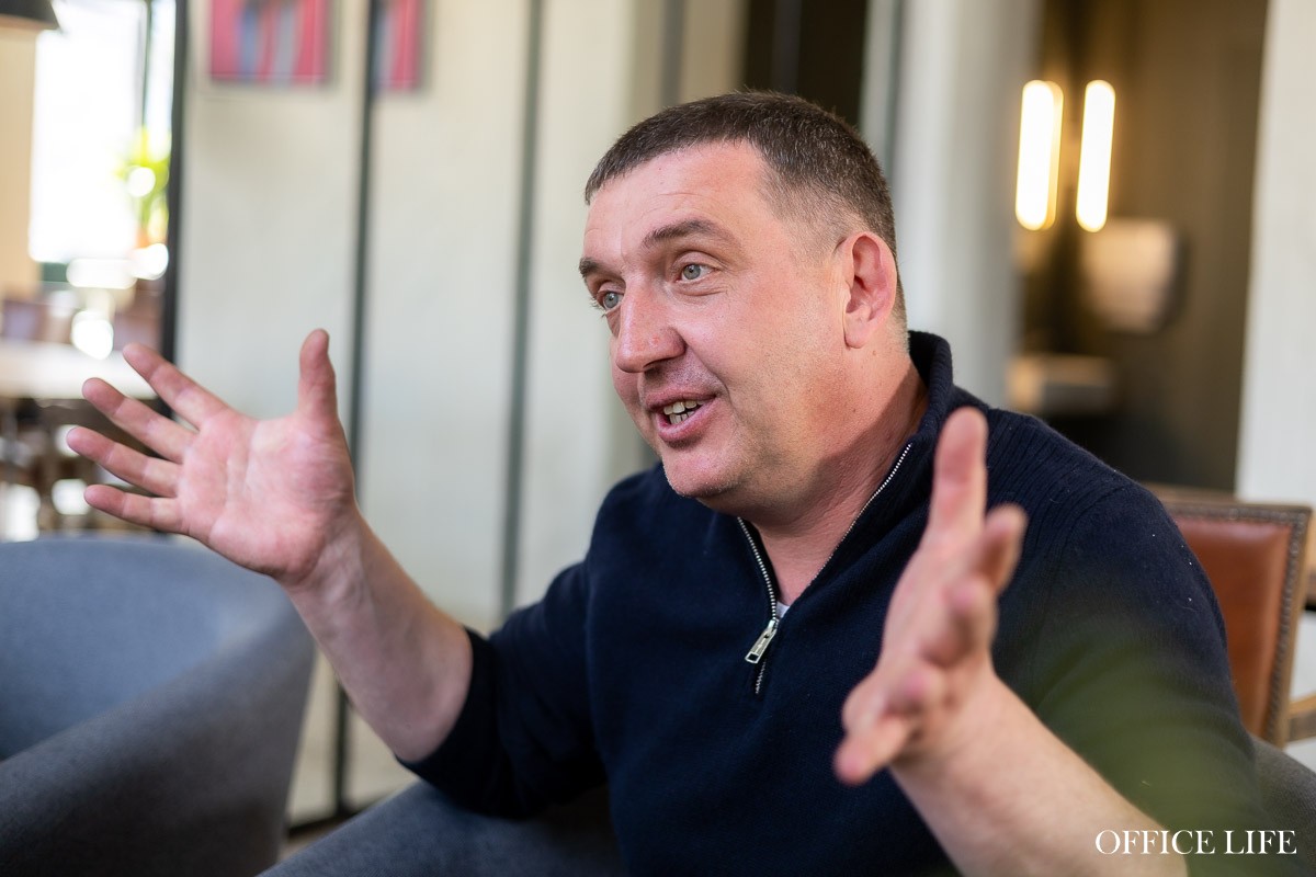 «Мангалы выставляли на 