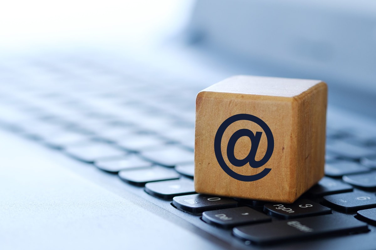 Некоторым белорусским компаниям нужно сменить e-mail. Как это сделать&nbsp;— разъяснялка&nbsp;OL