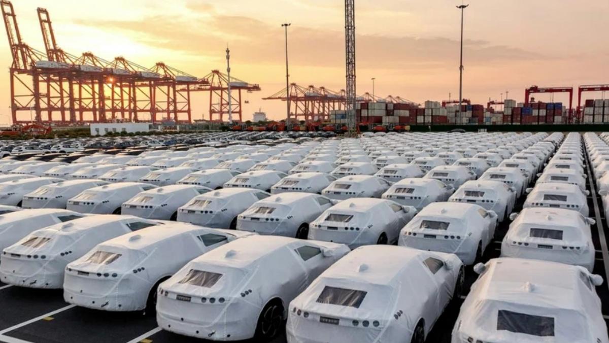 Китай введет ограничение на экспорт новых автомобилей