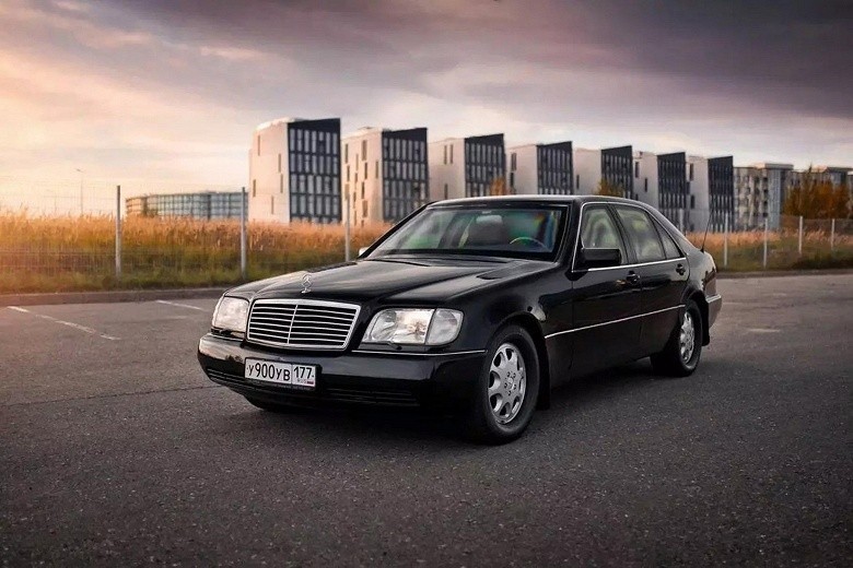 В&nbsp;России продают бронированный Mercedes Березовского