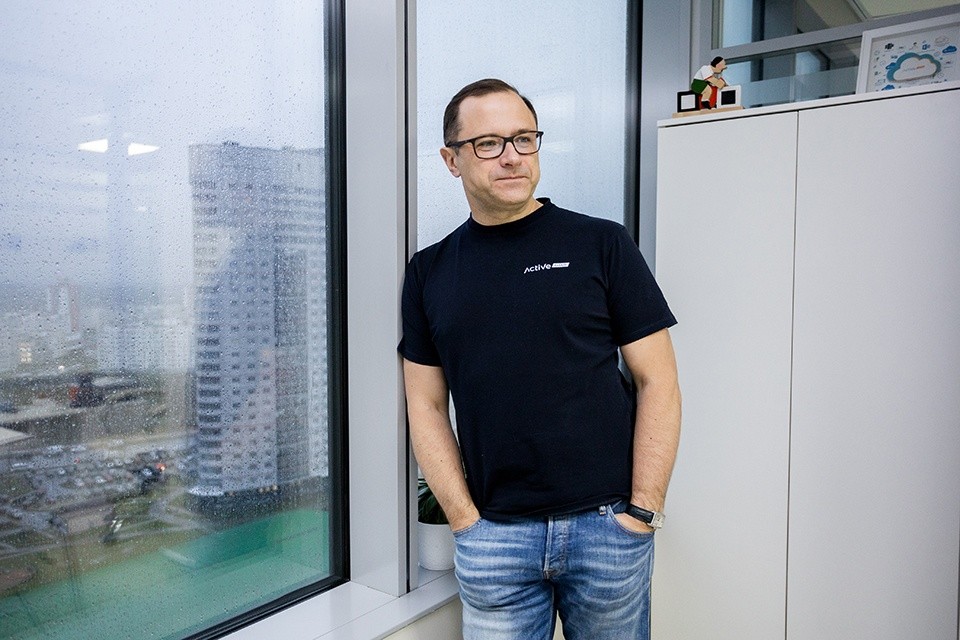 Один день с&nbsp;Павлом Гончаром. Статусность гаджетов не&nbsp;важна, ценны отношения