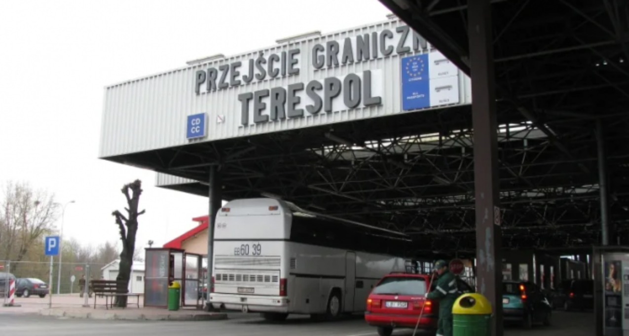 Польша приостановила пропуск транспорта на&nbsp;погранпереходе «Тересполь»