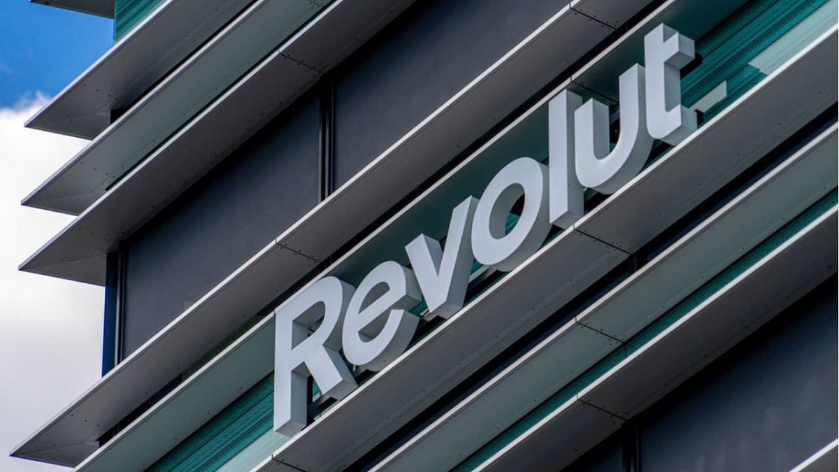 Revolut запретил клиентам зачислять на счета деньги с карт из 50 стран, в том числе Беларуси
