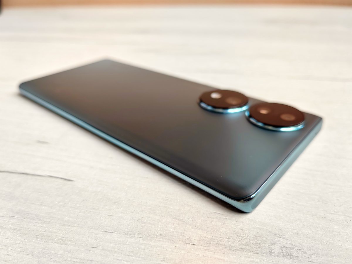 Красавчик для всех. Обзор смартфона HONOR 70