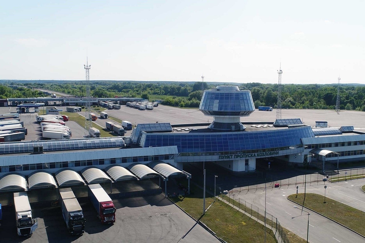 В Польше не пропустили через пункт пропуска «Кукурыки» 17 грузовиков из разных стран