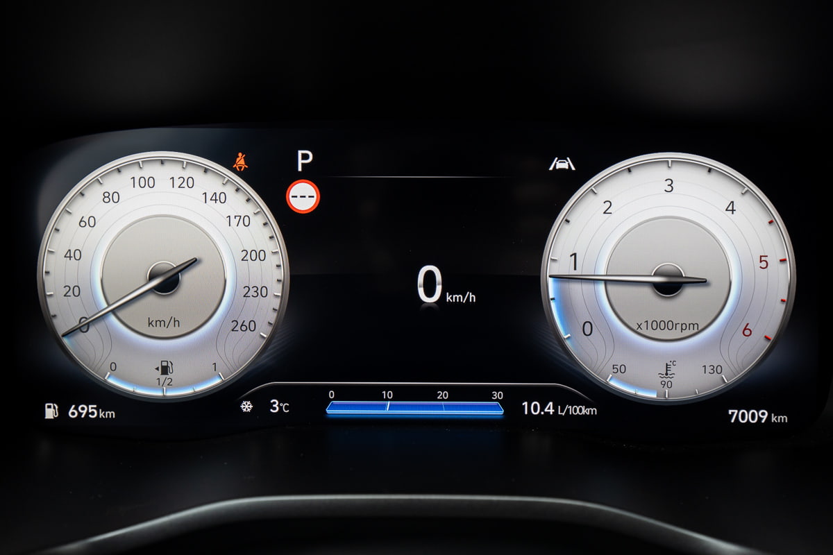Hyundai Santa&nbsp;Fe: мощное сочетание традиций и&nbsp;новаций при расходе 6&nbsp;л на&nbsp;«сотню»