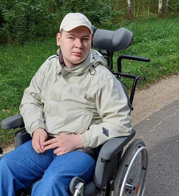 «Жизнь Саши зависит от лекарств»