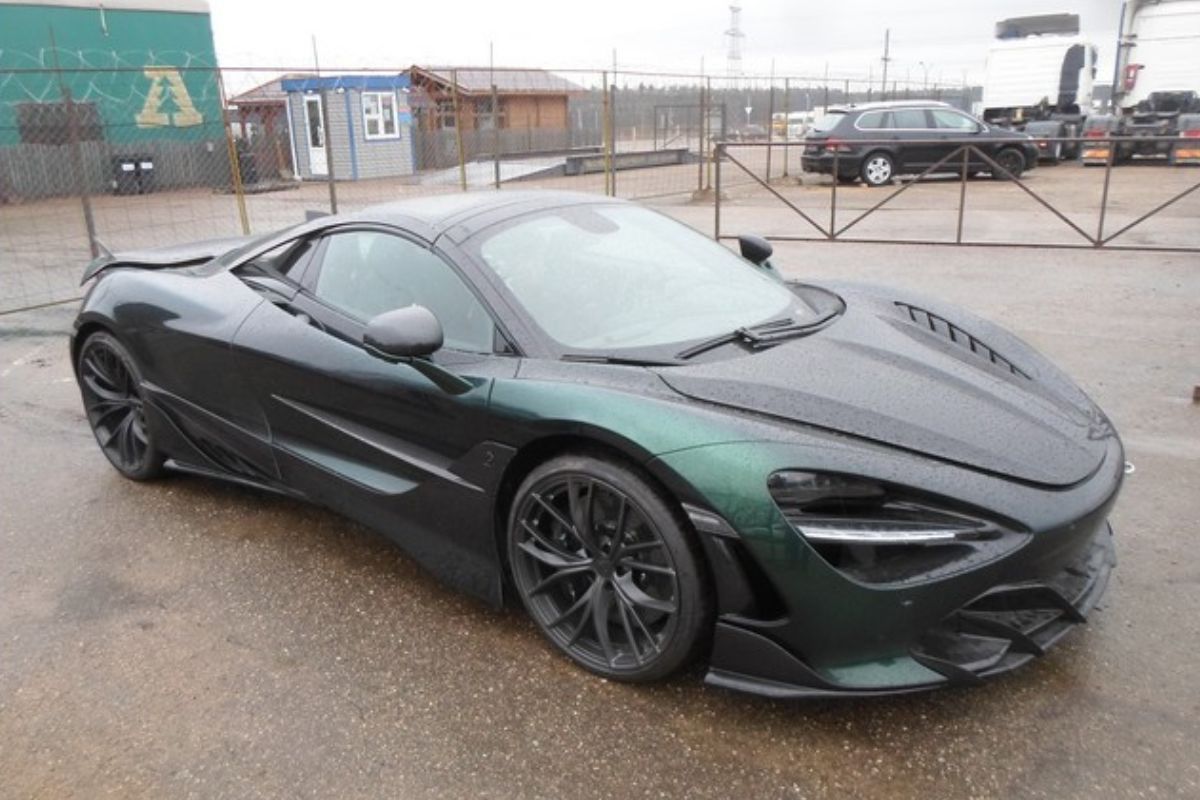 Конфискованный спорткар McLaren снова выставили на продажу. Он подешевел на 156 тыс. рублей