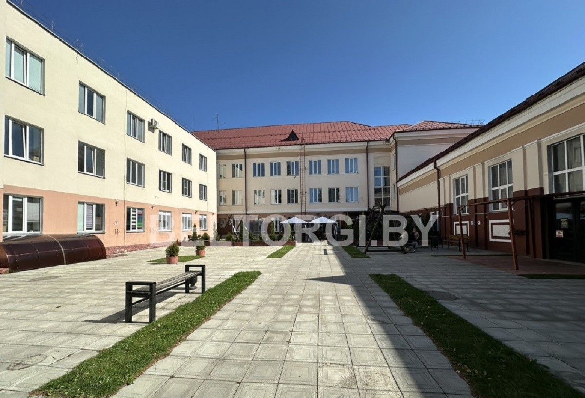 В Речице продают крупный торговый центр. Его владелец ушел в банкротство