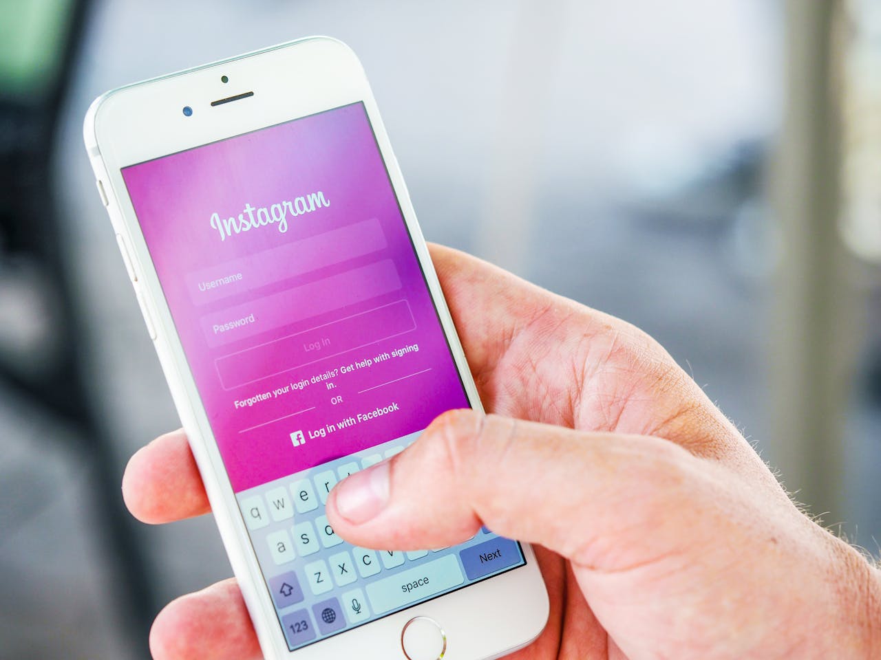 Instagram выпустил бесплатный видеоредактор. Почему его назвали убийцей CapCut